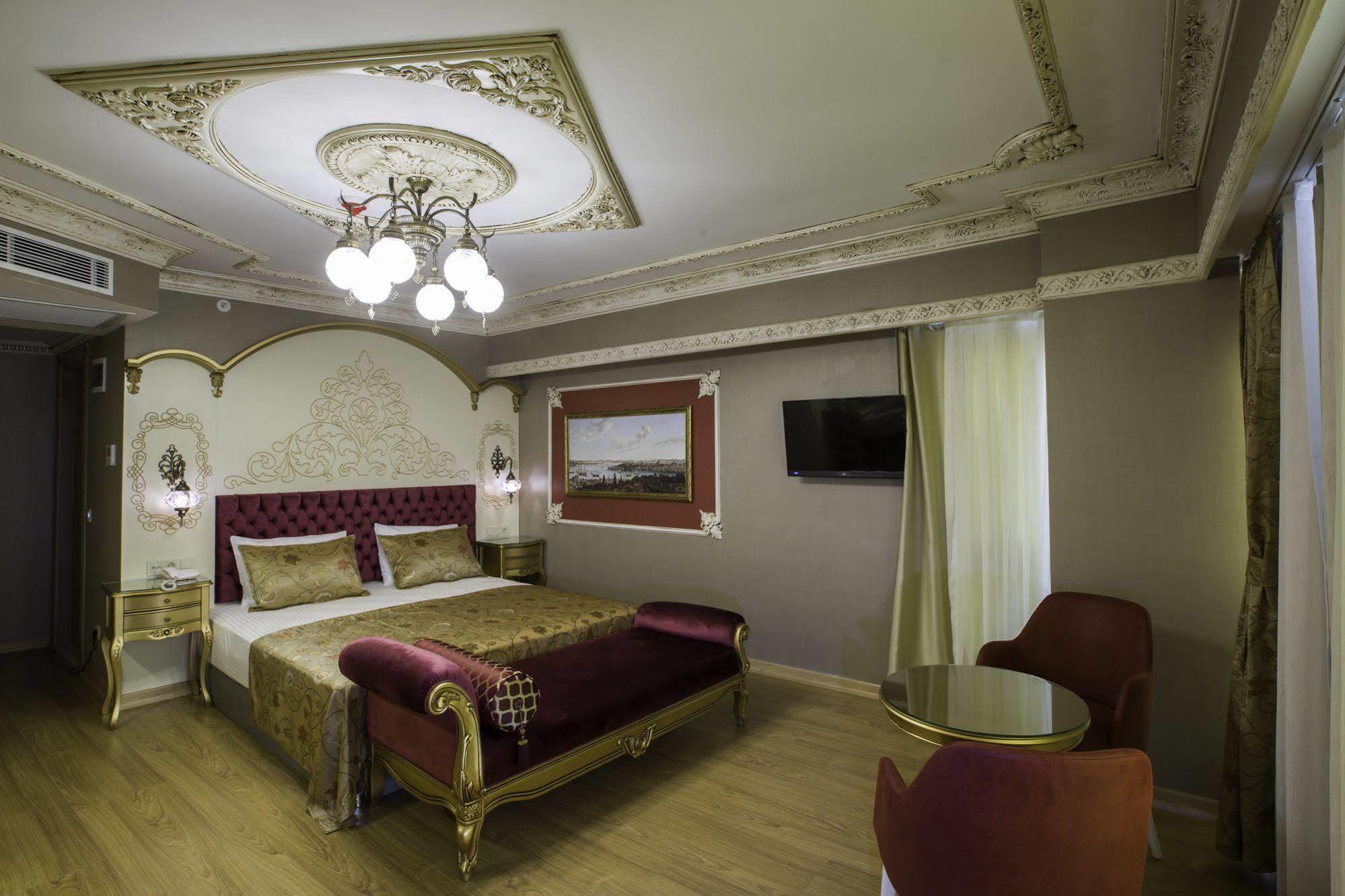 Готель Phosphorion Стамбул Екстер'єр фото A bedroom in the hotel